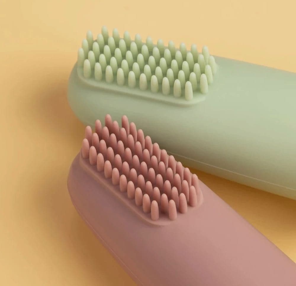 فرشة اسنان السيليكون