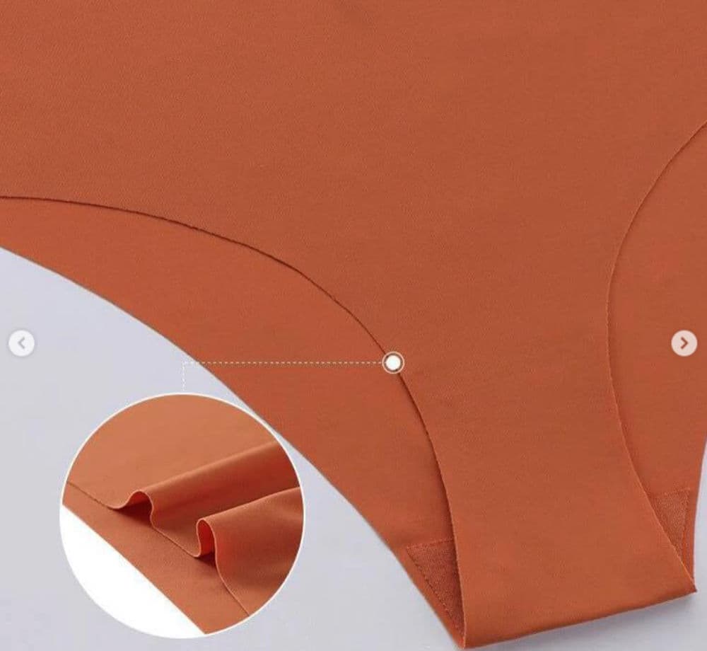 ملابس داخلية