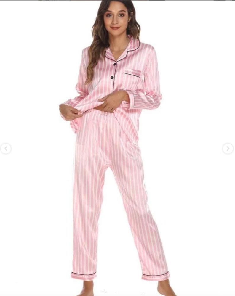 يجامة نسائية